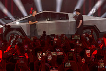 得州工廠開業(yè)，4680上車！馬斯克稱要占全球汽車市場(chǎng)20%