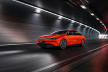 零跑C01，2022年的電動(dòng)轎車「標(biāo)尺」？