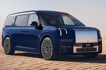 李想杨学良赵长江，电动MPV的第一次暗战