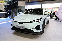 極狐阿爾法 T5 亮相廣州車展