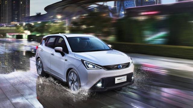 關(guān)注1116：續(xù)航超500km，終于有款電動(dòng)車可以叫板燃油車