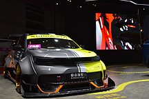 奇点iS6 Pro空降2018上海CAS改装车展 奇点启动，“奇·因重组计划”全面引入用户参与