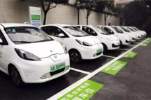 共享汽车应该被禁止，因为车与老婆不可外借