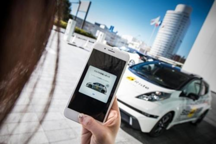 迪拜首辆自动驾驶出租车亮相2018海湾信息技术展 解决最后一公里问题