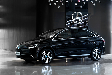 开讲啦！腾势正向研发设计，炼就高品质之道，为你坚持更好