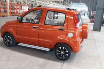 老年代步车要被“封杀”？大爷：好几万买的，不让开咋整？