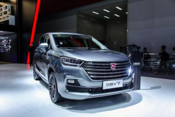 又一紧凑型纯电SUV上市，补贴后10.98万起，最大续航330公里