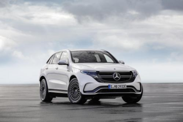 奔馳首款量產(chǎn)全電動(dòng)跨界車型EQC，預(yù)計(jì)2019年底國(guó)內(nèi)上市