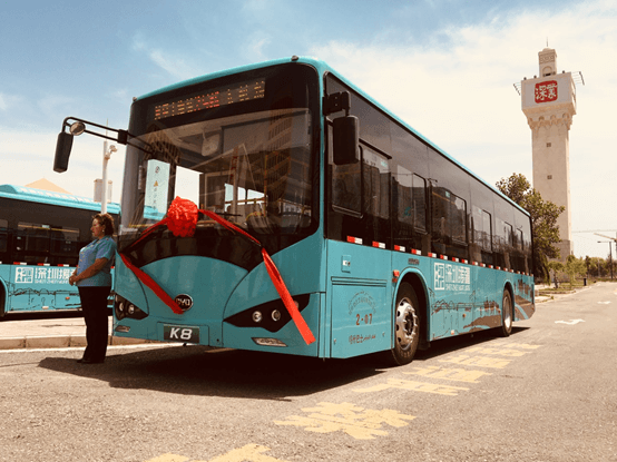 比亞迪首批16輛純電動(dòng)公交車交付喀什
