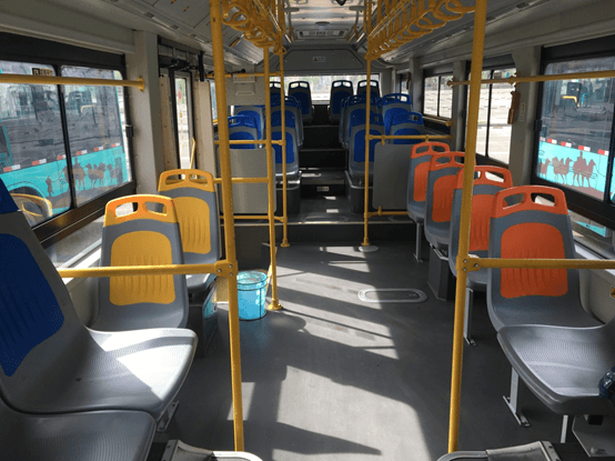 比亞迪首批16輛純電動(dòng)公交車交付喀什