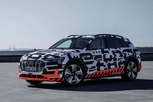 科技玩的走火入魔，奥迪首款电动车将取消传统后视镜？