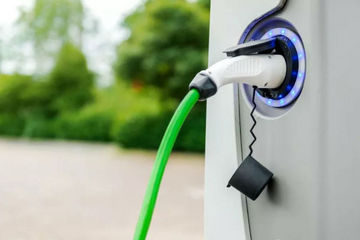 公安部：新能源汽车保有量达199万辆，全国全面启用专用号牌