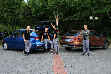 视频说车|精神分裂的小编陷入和自己的争吵 荣威Ei5对比一汽-大众蔚领