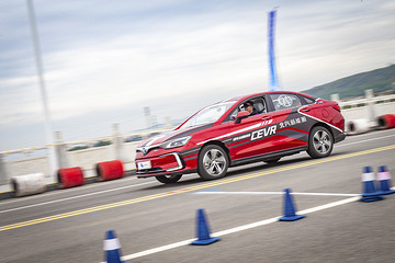 达尔文智能军团星耀环青赛，北汽新能源六度问鼎