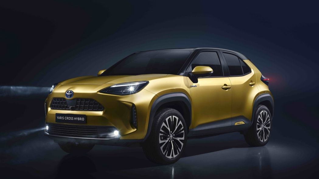 2021-toyota-yaris-cross-official-2.jpg