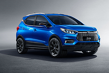 比亞迪全新元EV360煥新上市 售價(jià)10.58-10.98萬(wàn)元