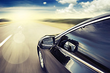 从新能源汽车要实现弯道超车来看补贴退坡的必然性