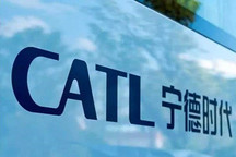 拟发200亿定增，宁德时代增52GWh产能