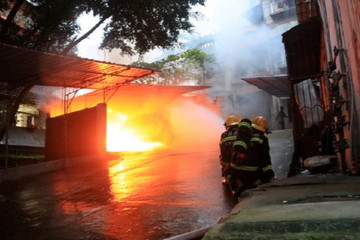 广西一电动SUV发生自燃！ 