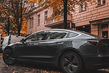 特斯拉发布2020年第三季度车辆安全报告