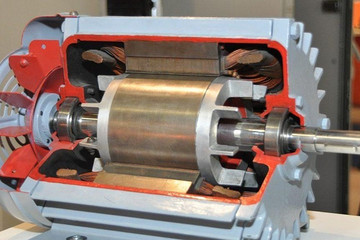 2月电机榜：特斯拉超越比亚迪重返冠军位置