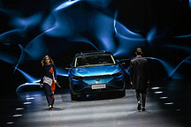 电咖ENOVATE首款产品命名为“天际”