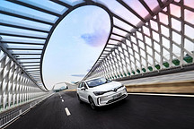 EU5加冕双料销冠王，中高端车型成北汽新能源销量支柱