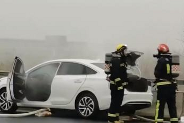 逸动EV460和帝豪EV接连自燃，逸动车主已获赔新车