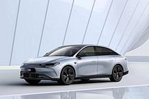 對話零跑C01預(yù)定車主：能給的配置都給了，希望零跑不負期待