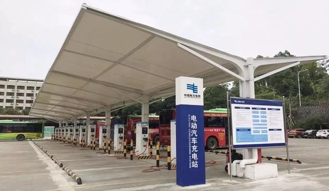 純電動(dòng)汽車挖的坑