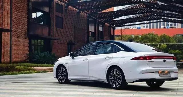 2019年廣汽與吉利的正面交鋒，純電動(dòng)轎車(chē)Aion S 和GE11之戰(zhàn)