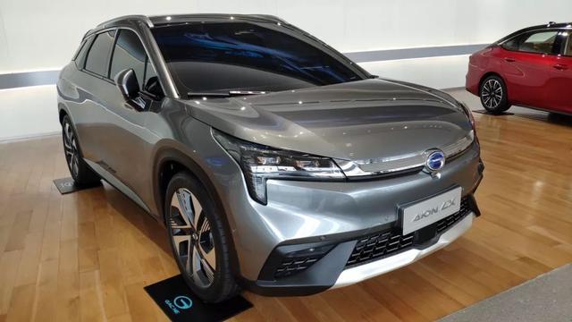 “六個世界第一”，這家車企這輛車，能否重新定義中國電動汽車