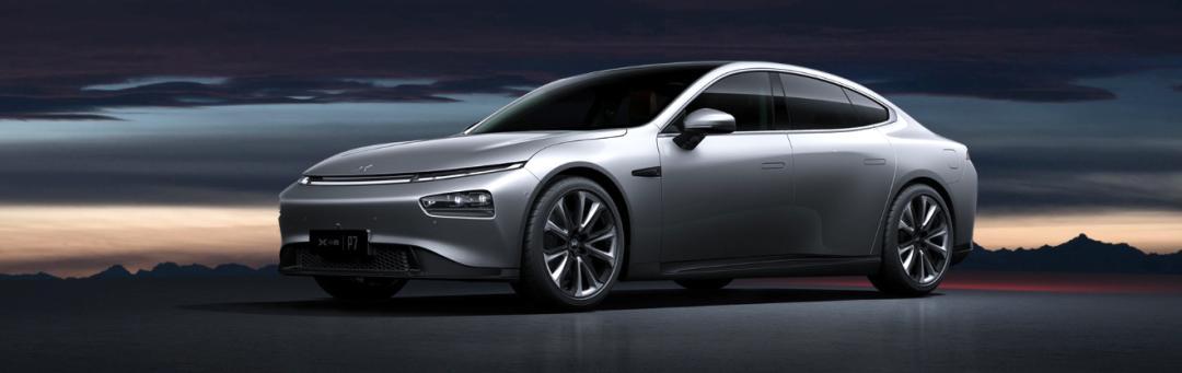 有鵬自遠(yuǎn)方來(lái)，三七敢爭(zhēng)二一