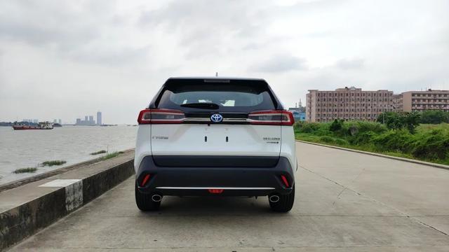 威蘭達提車，很漢蘭達，很豐田