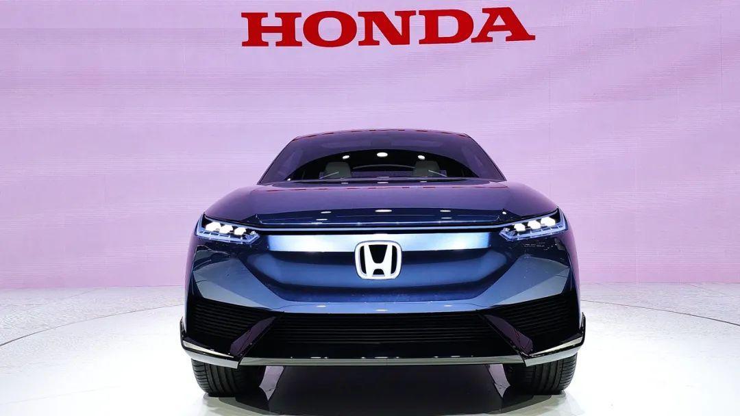北京車展第一天，戴著口罩，看那些看過的車