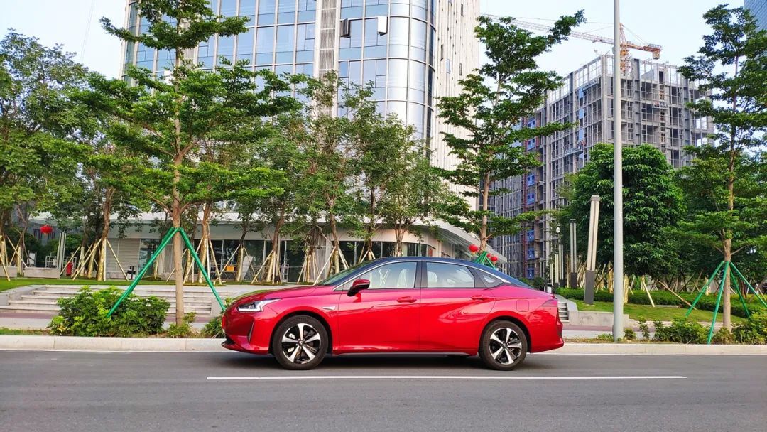 試駕iA5，廣汽豐田首款純電動(dòng)轎車，續(xù)航510公里
