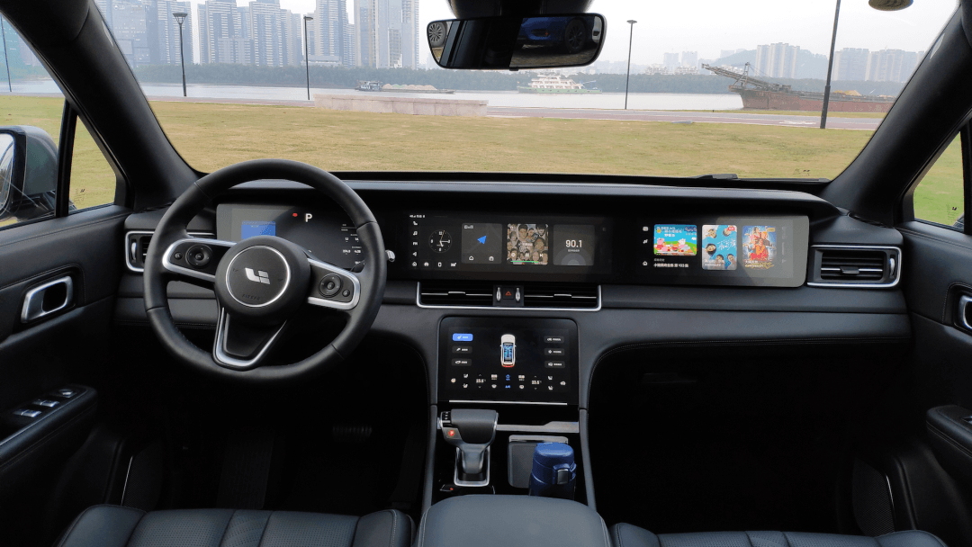 試駕“油電混動”的電動車，這是一輛我們都想要的“理想”汽車