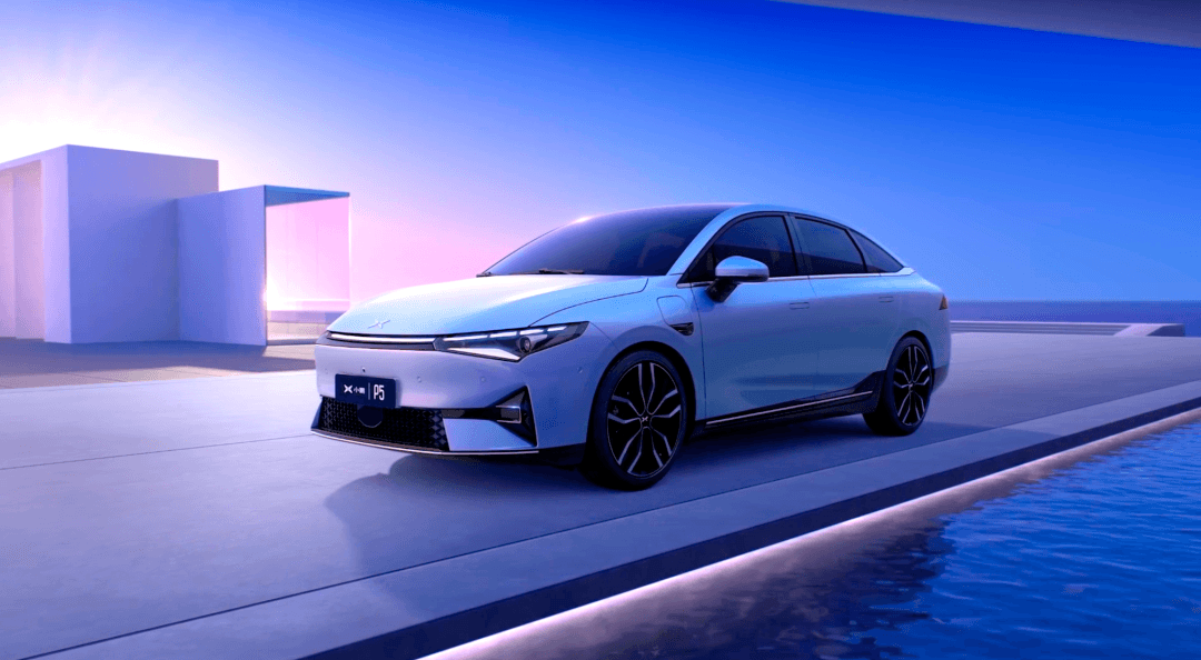 是何靜茹給的勇氣？武漢第四工廠后，<a class='link'  target='_blank'>小鵬汽車</a>發(fā)布第三款新車P5