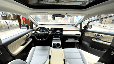 埃安Y正式上市，广汽要做智能电动汽车的传统领导者