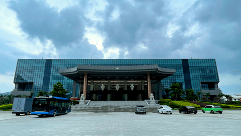 比亚迪销量暴涨的“安全”秘密？参观三大实验室和六角大楼有感