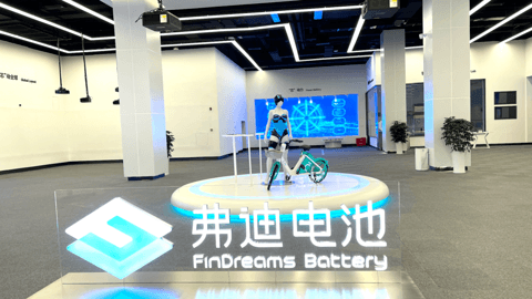 以“刀片电池”之名，比亚迪刷新电动汽车的安全新标准