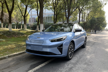 综合工况530Km！续航比肩特斯拉的江淮新能源高能纯电轿跑