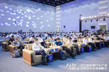 毫末智行侯軍：下一代出行工具是輪子上的超級計算機