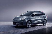 男人好动女人爱美小孩爱玩 需求不同如何满足？ 哪吒汽车交卷！