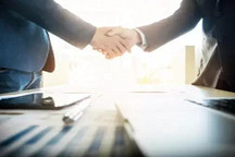 蔚来汽车与战略投资者达成协议