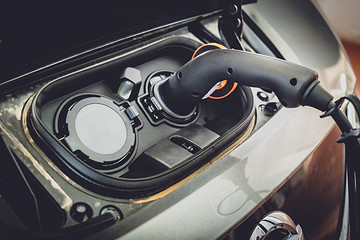 【汽车能源亮点】吉利与孚能科技合作开发锂电池相关技术