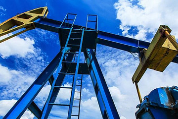 【销量与生产评论-】全球2021年4月