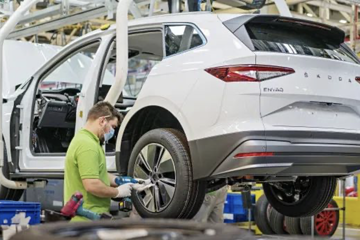 【供应商亮点】俄乌冲突：因线束配件短缺缓解，斯柯达ENYAQ iV恢复生产