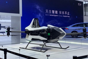 2021上海车展：小鹏第二代飞行汽车亮相