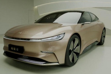 2021上海车展:中大型纯电轿跑恒驰8发布